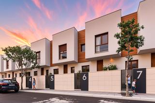 Semi detached house in Calle oceano atlantico 20