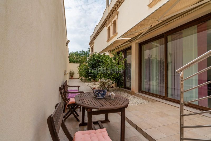 Foto 44845bf3-3aa5-4a3d-b6c3-a5bde2de0314. Chalet en calle de los juegos de alejandría 32 chalet independiente en El Toyo en Almería