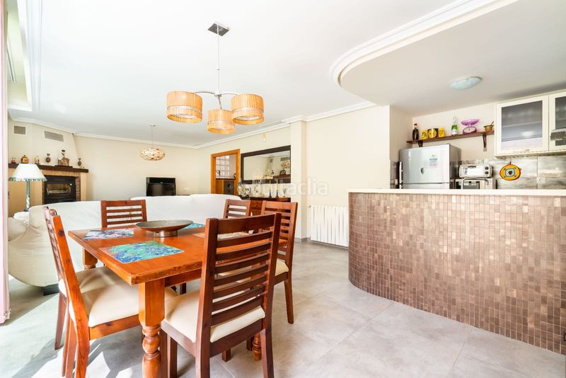 Foto 467e9c38-e3df-4c0a-b19f-eff08c956414. Chalet en calle de los juegos de alejandría 32 chalet independiente en El Toyo en Almería