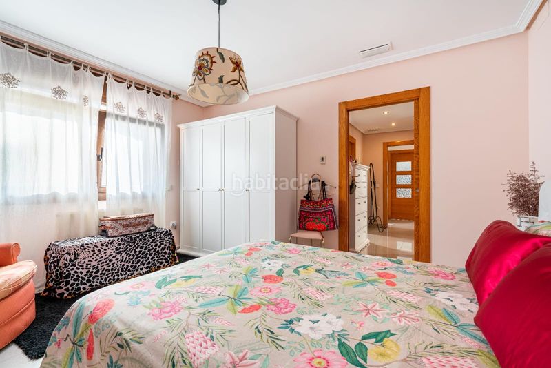 Foto b25cf2d9-a3cd-476f-9a00-89d40989bb1c. Chalet en calle de los juegos de alejandría 32 chalet independiente en El Toyo en Almería