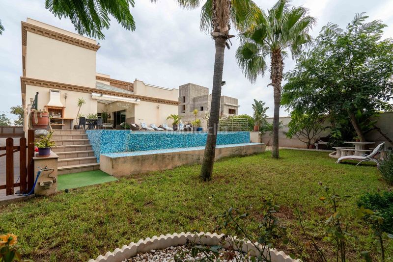 Foto de27d352-164f-4838-9e63-9ed3822440ee. Chalet en calle de los juegos de alejandría 32 chalet independiente en El Toyo en Almería
