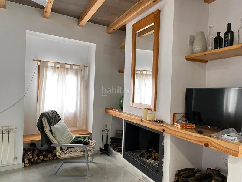 Foto 5a18b808-e6ec-4dfa-9a5b-bf2c899f242c. Masia amb xemeneia calefacció a Zuheros