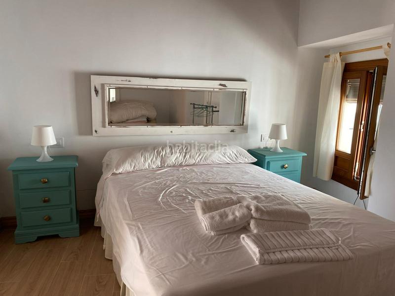 Foto b8313689-882d-4f06-a658-52819293a8f5. Masia amb xemeneia calefacció a Zuheros