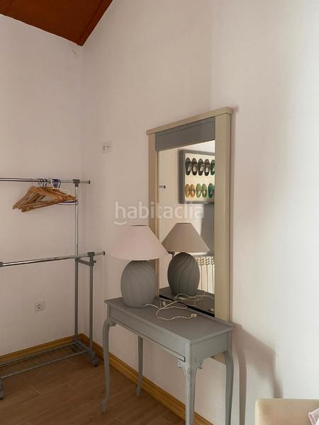 Foto dcbb80c5-2a02-4e3a-ab94-bdc030221b4f. Masia amb xemeneia calefacció a Zuheros