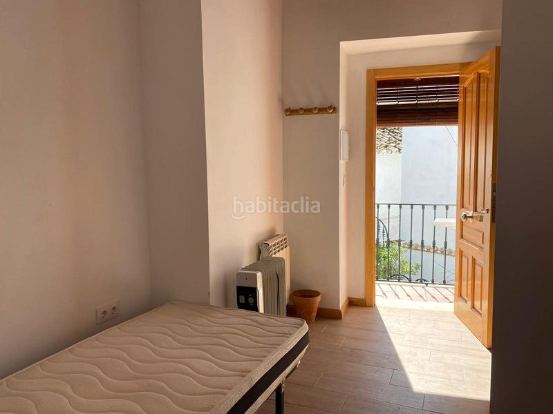 Foto e8d23215-dd7a-4b41-a4f9-5bac214edb7e. Masia amb xemeneia calefacció a Zuheros