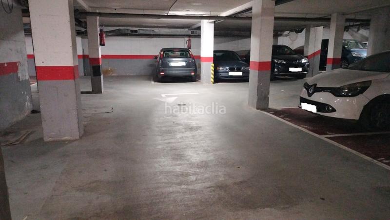 Foto ed1da9a6-a219-46f2-ae1b-b89601581135. Parking coche plaza doble en frente de mercadona en Ripollet