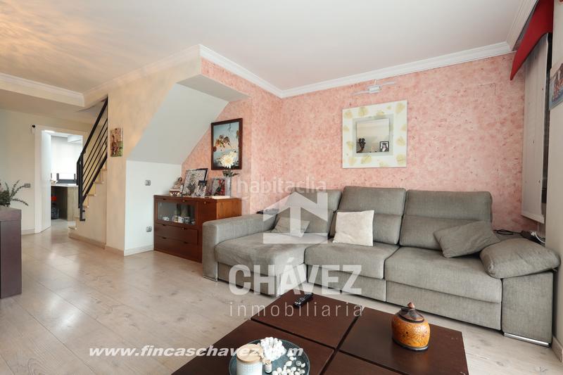 Foto f0501b43-ae46-4fcb-91ba-51a1b9d65aec. Dúplex ático dúplex en pinetons en Can Clos-Pinetons Ripollet