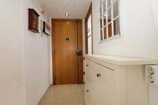 Alquiler Piso en Centre. ?? piso en alquiler – zona calvario- ripollet
