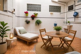 Flat in Sant Andreu-Gassó Vargas. Encantador piso bajo con patio privado en ripollet
