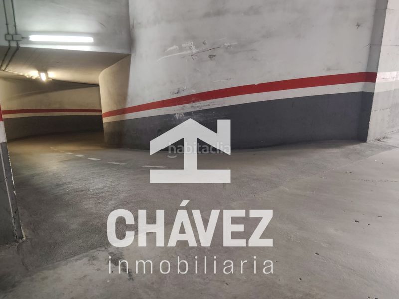 Foto 9c70fb7f-af7f-49e6-b297-104e8876241d. Parking coche plaza de aparcamiento en frente mercadona en Ripollet