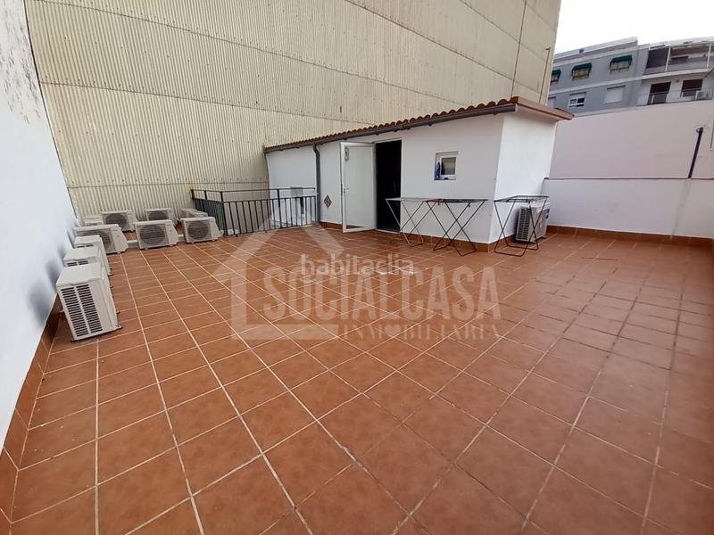 Foto f8de708e-64ea-41d0-b1e1-7b6286911484. Casa a Ciudad Jardín - Zoco Córdoba