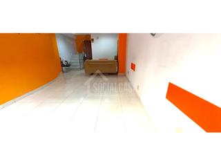 Location Local commercial  N/a. Local comercial reformado se alquila en ciudad jardin!!!