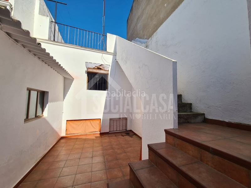 Foto 68676cd8-eb39-49ec-85fa-aae95715aab3. Casa centro urbano de almodovar vistas al castillo en Almodóvar del Río