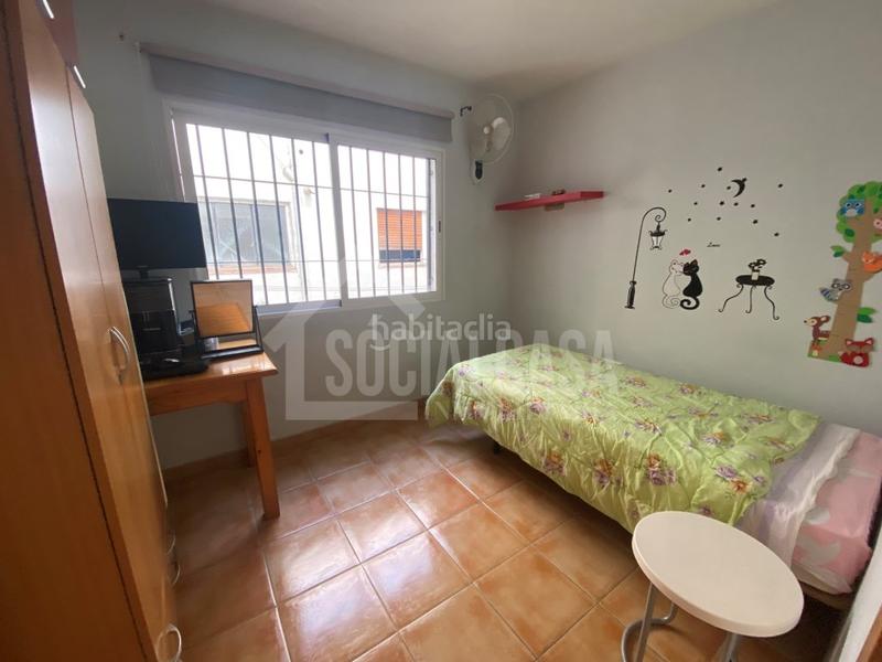 Foto dcc0f786-5775-44c8-a8b7-d6e451a694d9. Location appartement dans Ciudad Jardín - Zoco Córdoba