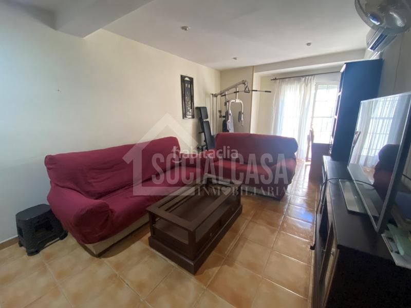 Foto 676da7bc-8f31-4ed7-9717-55f30d3bd184. Miete etagenwohnung in Ciudad Jardín - Zoco Córdoba