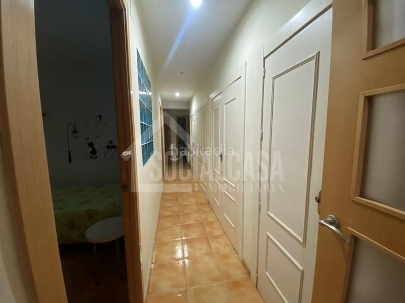 Foto 8d1a56fa-a68a-4b87-822d-fe15402d38c0. Rent flat in Ciudad Jardín - Zoco Córdoba