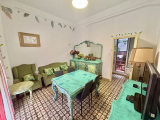 Miete Etagenwohnung in Ciudad Jardín - Zoco. Estudiantes a escasos minutos de renfe!! 250 por habitacion!!!