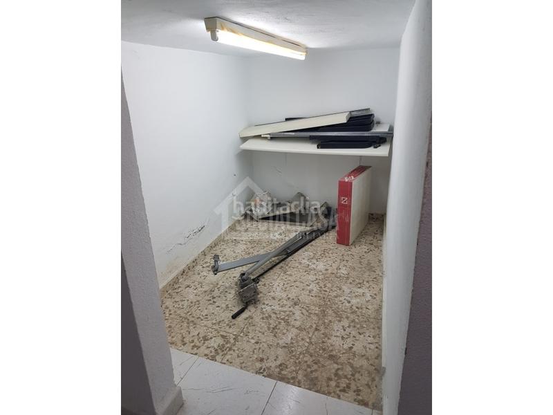 Foto 4adce794-7168-4c42-a218-98cd7efdf7a8. Alquiler local comercial claudio marcelo ubicado excepcionalmente ,gran flujo de peatones en zona altamente comercial. en Córdoba