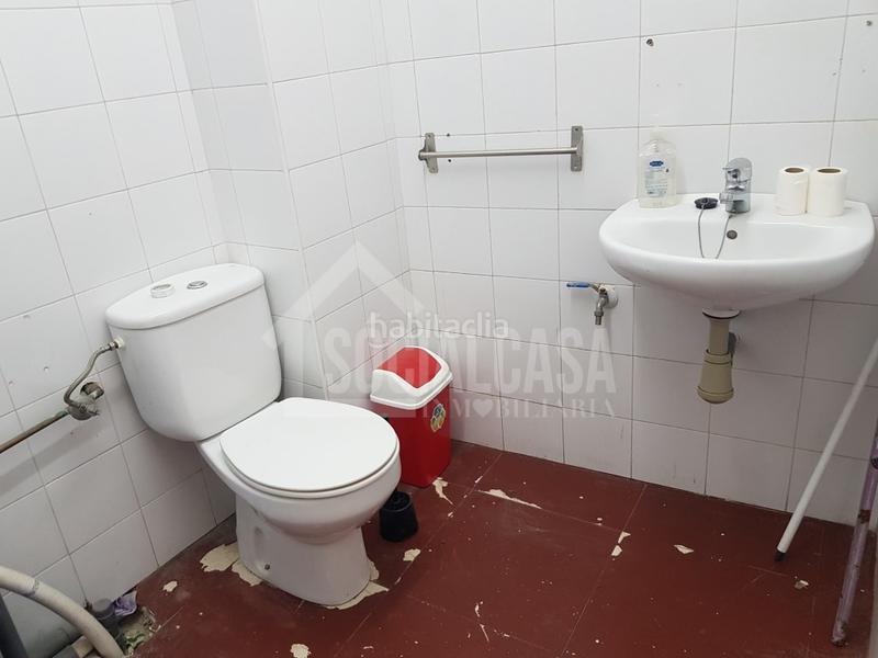 Foto 5533a1ec-f90a-46ce-ac1a-3e4560a6d02a. Alquiler local comercial claudio marcelo ubicado excepcionalmente ,gran flujo de peatones en zona altamente comercial. en Córdoba