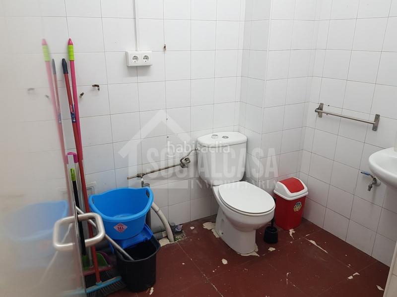 Foto d1774ff1-b679-437d-8468-acb751d6deb8. Alquiler local comercial claudio marcelo ubicado excepcionalmente ,gran flujo de peatones en zona altamente comercial. en Córdoba