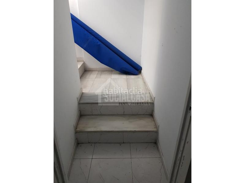 Foto f864deaf-957b-4d81-bd7e-1b8fe37d7eba. Alquiler local comercial claudio marcelo ubicado excepcionalmente ,gran flujo de peatones en zona altamente comercial. en Córdoba