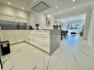 Appartement à Ciudad Jardín - Zoco. Ático avenida del aeropuerto completamente nuevo