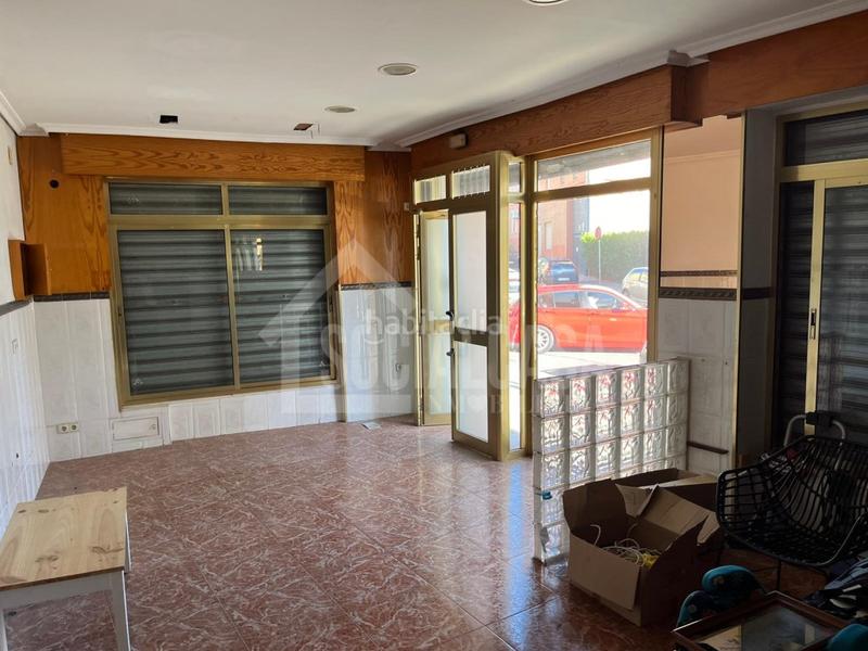 Foto a3160806-28ac-42a6-93ec-512daeed1859. Local comercial se vende local comercial en esquina con licencia de cambio de uso en Córdoba