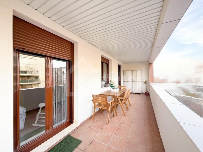 Foto 05687eb9-dd02-48d7-83db-469de8238a93. Piso exclusiva vivienda amueblada con opción de 2 cocheras y trastero a 1 minuto de hipercor en Córdoba