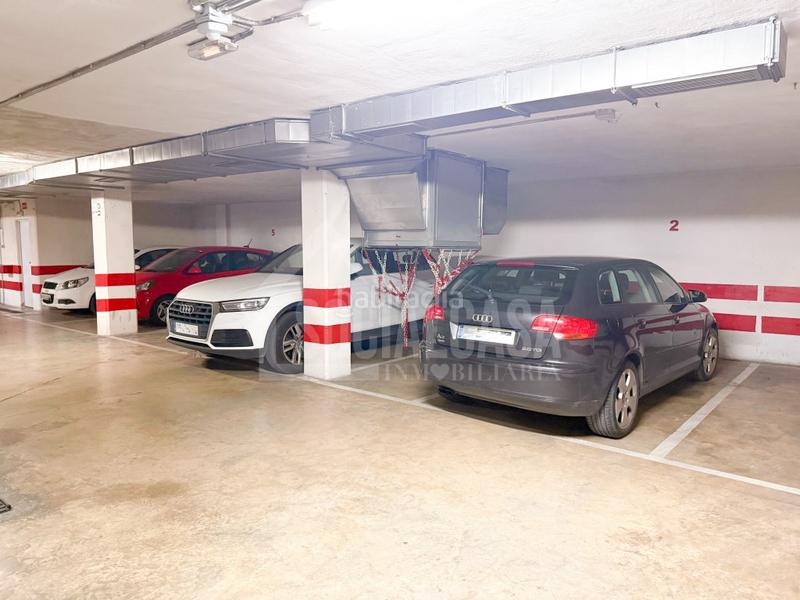 Foto 1952739c-d1ef-407f-85af-fbbbb5bd51ea. Piso exclusiva vivienda amueblada con opción de 2 cocheras y trastero a 1 minuto de hipercor en Córdoba