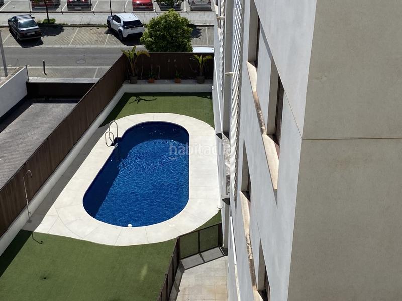 Foto b193cb87-630d-4ecf-8c1b-da6402ada002. Piso exclusiva vivienda amueblada con opción de 2 cocheras y trastero a 1 minuto de hipercor en Córdoba