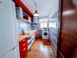 Appartement  N/a. San basilio, 2 dormitorios, exterior,tres balcones,licencia turí