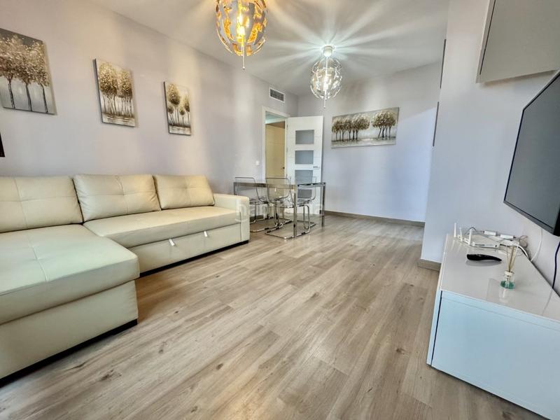 Foto 2bbdea54-1ab2-42d1-87f4-0192b0d31ea1. Piso exclusiva vivienda totalmente reformada en pleno Centro y en actual explotación turística! en Córdoba