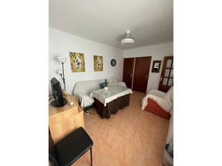 Location Appartement à Ciudad Jardín - Zoco. Se alquila 1 habitacion para chicas ciudad jardin, estudiantes,