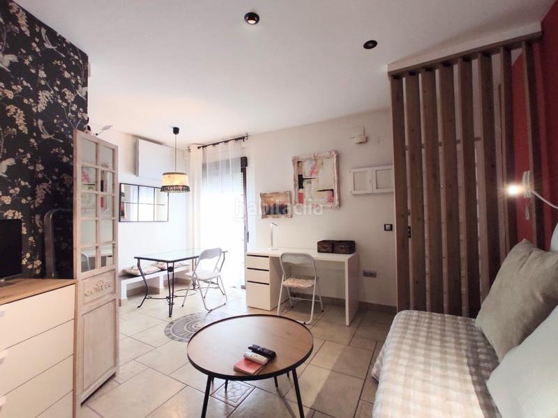 Foto 32ca40cf-aed4-40e0-b4de-ca3f61010485. Alquiler piso encantador apartamento en pleno Centro en Córdoba