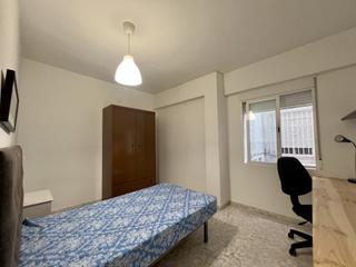 Lloguer Pis a Calle alcalde fernández mesa porras 9. 4 habitaciones para estudiantes
