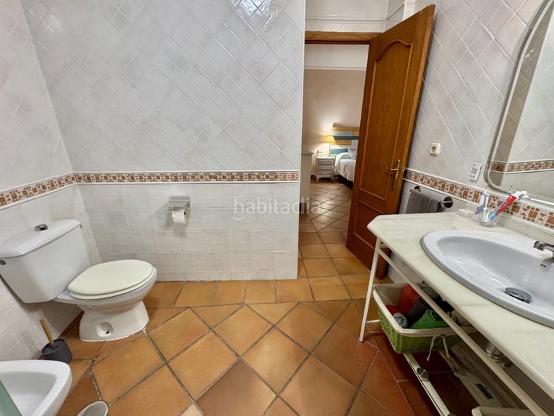 Foto c320bb0e-6099-4433-9db2-93bea2840242. Casa amb aparcament a casco histórico - ribera - san basilio Córdoba