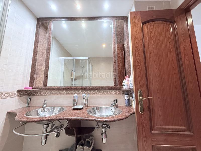 Foto aac9af31-eebc-4d8e-aada-c212b3389a79. Piso vivienda en zona arruzafilla tablero con piscina 2 plazas de garaje y trastero en Córdoba