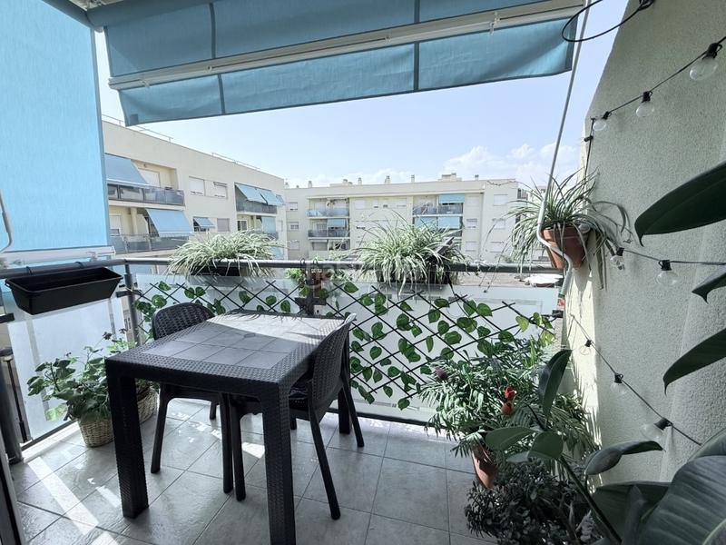 Foto b6c337dc-b7c4-437c-a261-3b95694c8148. Piso vivienda en zona arruzafilla tablero con piscina 2 plazas de garaje y trastero en Córdoba