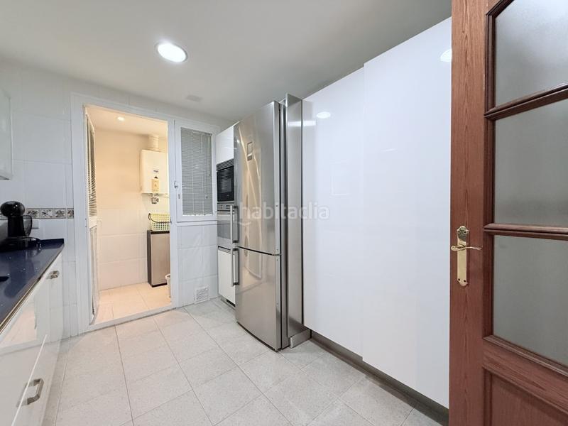 Foto bceb8442-6327-479a-8083-6b18596b55d0. Piso vivienda en zona arruzafilla tablero con piscina 2 plazas de garaje y trastero en Córdoba