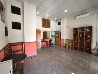 Local Comercial en Tablero Bajo - Arruzafilla