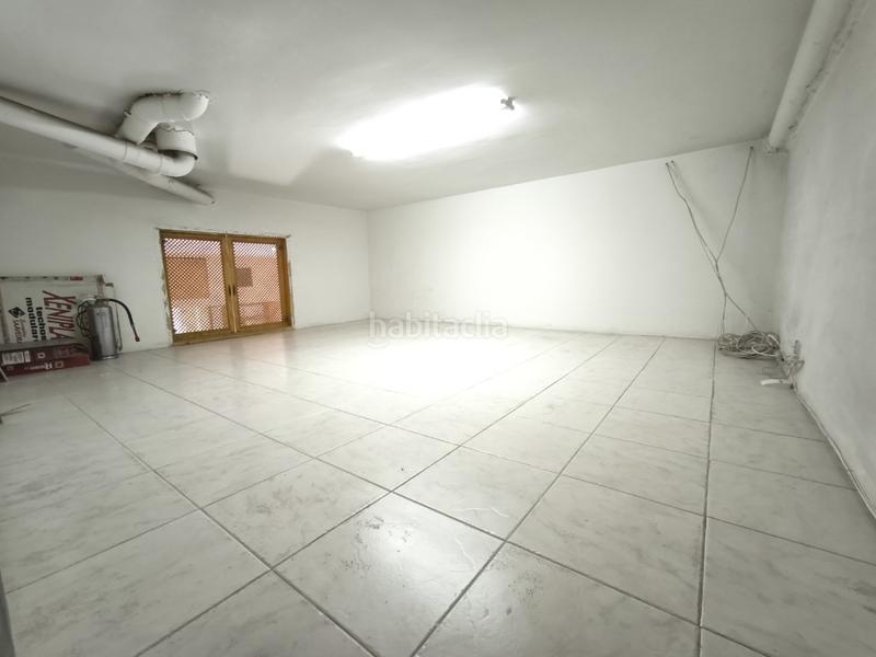 Foto f7623227-7c4a-437e-b351-b8967908e3d9. Locale commerciale in Tablero Bajo - Arruzafilla Córdoba