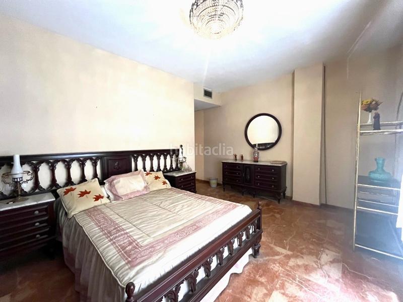 Foto ae61dc01-cfb3-4b2b-89ce-110b84fe0b5e. Piso gran oportunidad piso familiar de 180 m con espacios exteriores y garaje en Córdoba