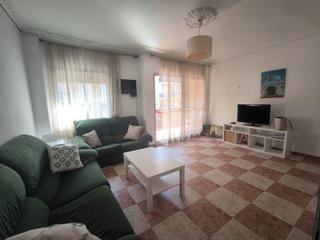 Appartement à Ciudad Jardín - Zoco. Una inversión con estilo propio en el corazón de córdoba.