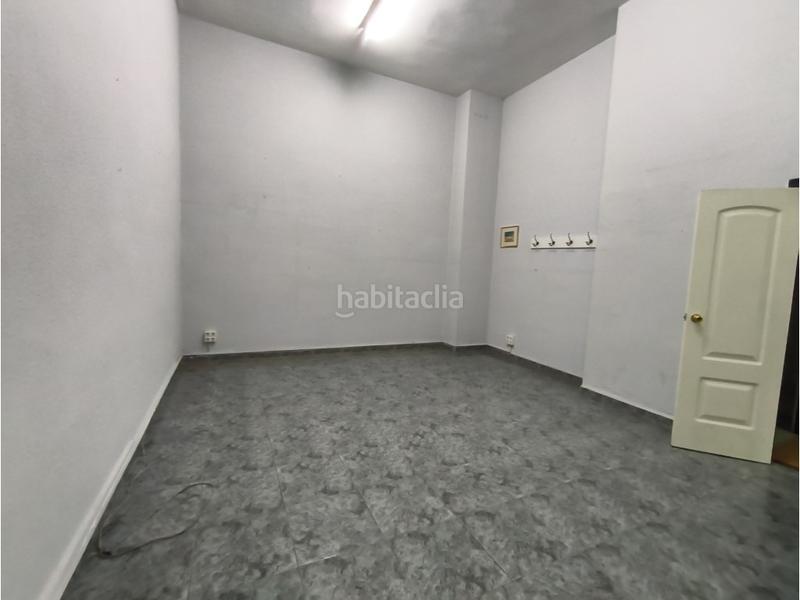 Foto 41e4c0e2-a96e-447f-a02c-d6759576e8e8. Alquiler local comercial  en la avenida ollerias en Córdoba
