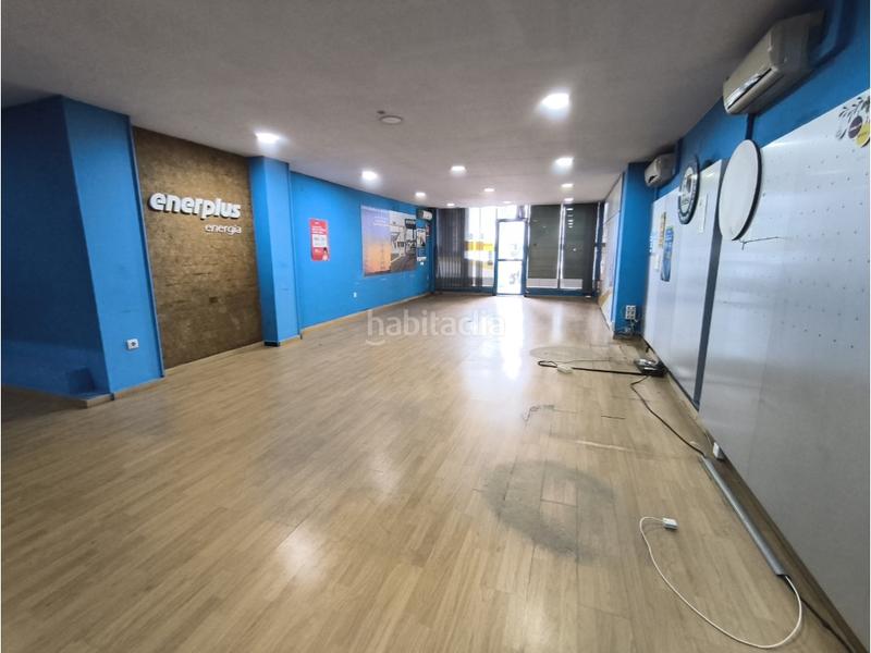 Foto b71d6200-3c7e-47d7-8ca7-ad4f5215e8dc. Alquiler local comercial  en la avenida ollerias en Córdoba