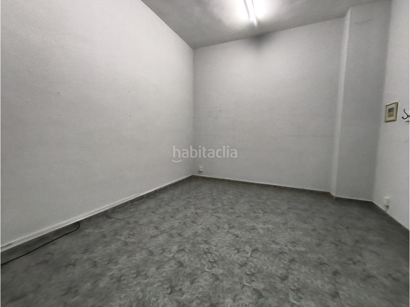 Foto dd8e382a-c27c-48ac-be33-9e6b58ec91a2. Alquiler local comercial  en la avenida ollerias en Córdoba