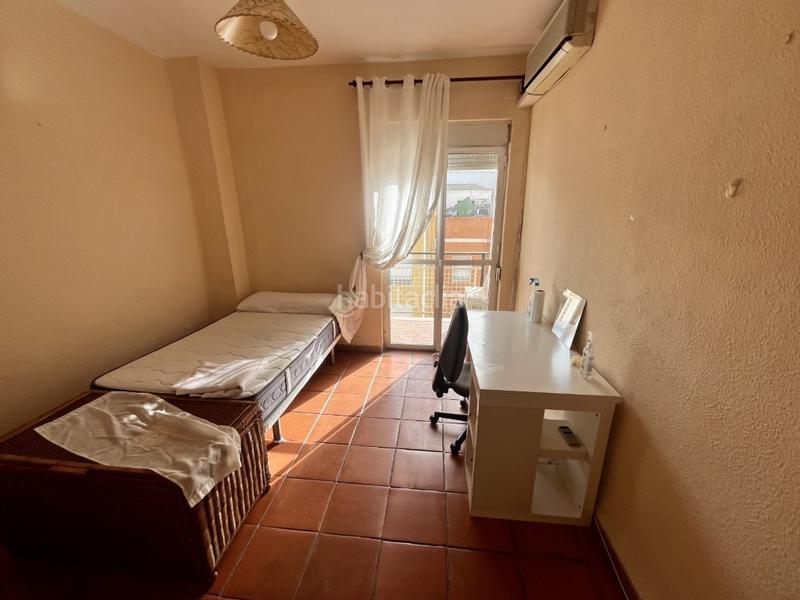 Foto 4ecb26e1-dc57-443f-961e-109e4f94c0e8. Location appartement dans Ciudad Jardín - Zoco Córdoba