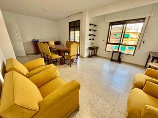 Lloguer Pis a Casco Histórico  - Ribera - San Basilio. Habitaciones para estudiantes en vallellano  4 hab. disponibles!