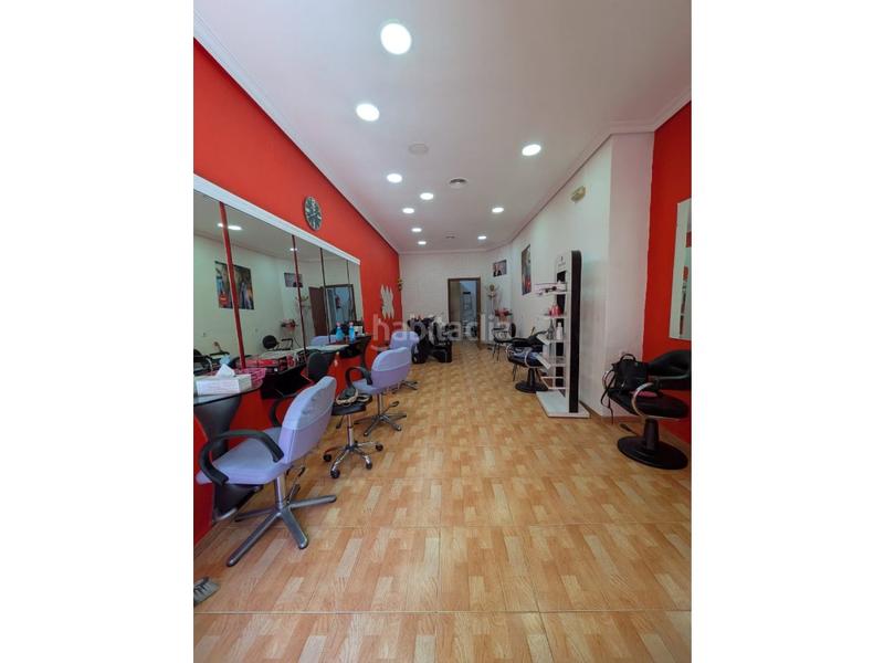 Foto 5fb2706a-cc3d-48af-a071-23f0650b95a7. Local comercial local ciudad jardín se vende , reformado más un baño almacén en Córdoba