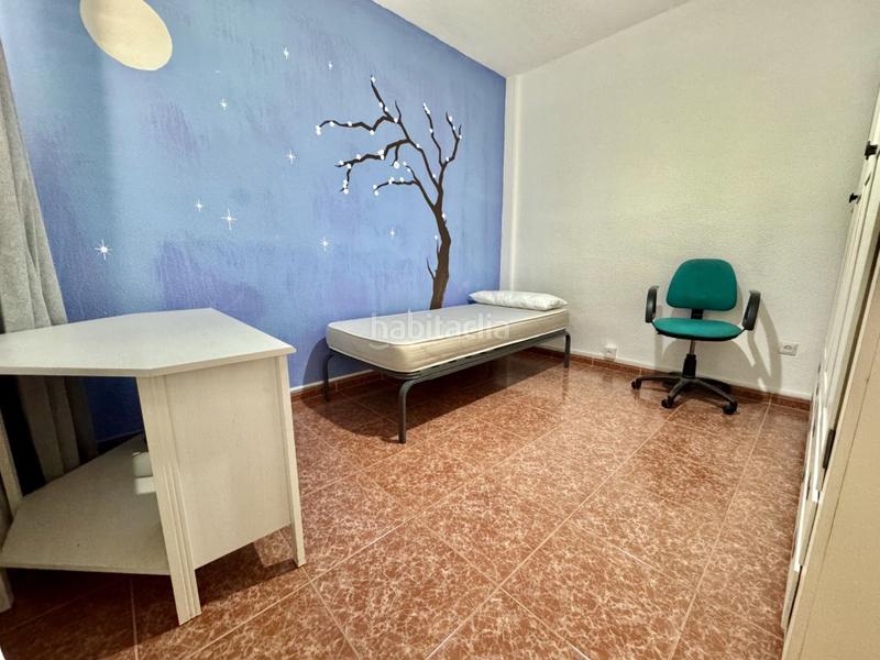 Foto fc32d9c8-fce7-4209-a899-e6409fff3c73. Alquiler piso habitacion disponible para estudiantes en Córdoba